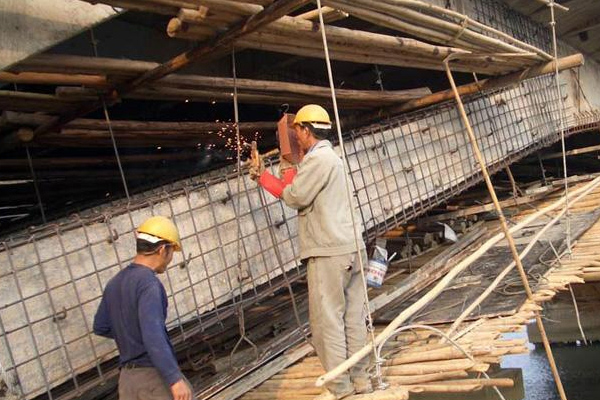 橋梁加固.jpg 橋梁加固.jpg